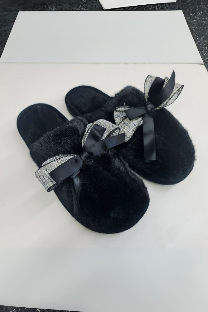 Bow Ribbon Details Faux Fur Slipper