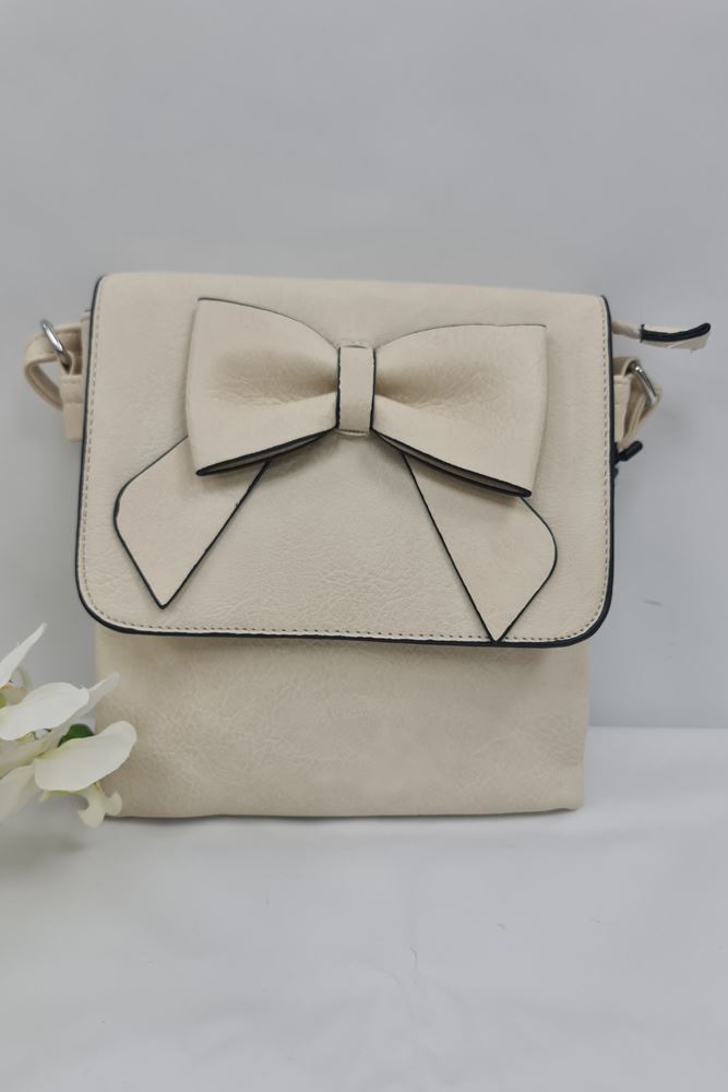 Bow Detail Crossbody Bag