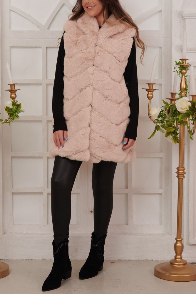 Chevron Pattern Faux Fur Gilet