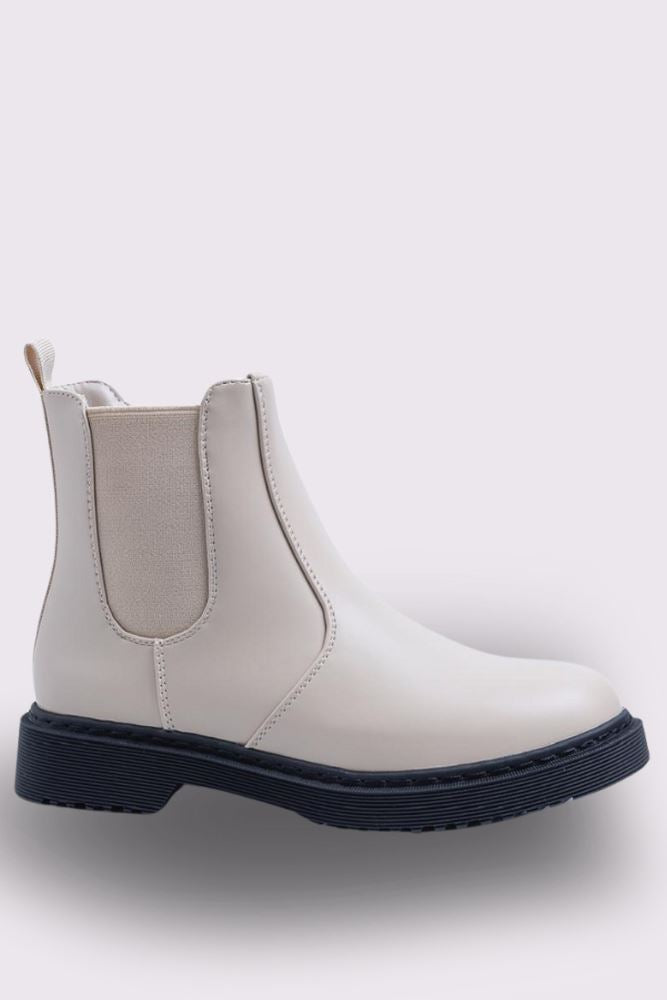 Round Toe Ankle Chelsea Boot