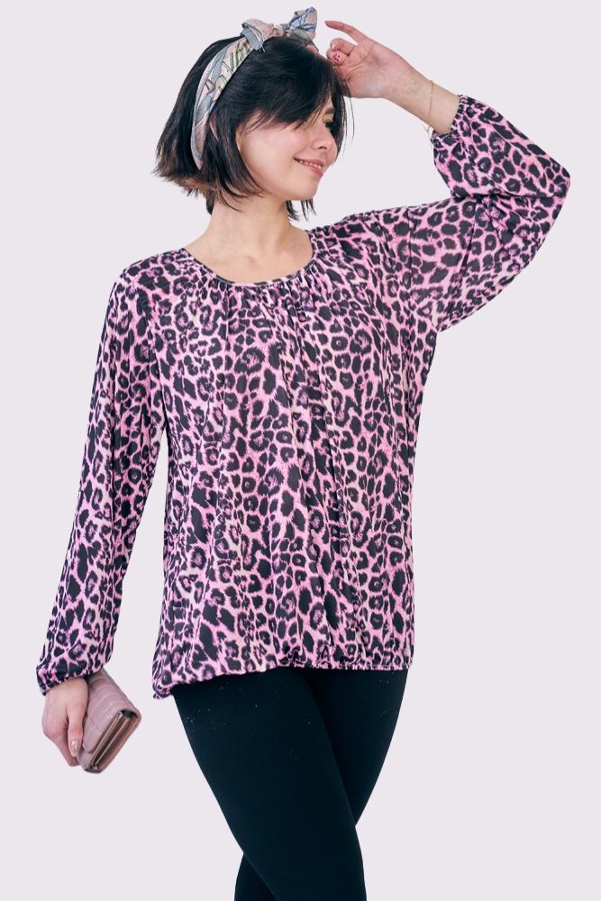 Leopard Print Pleated Elastic Hem Top