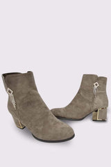 Suede Side Pendant Ankle Boot