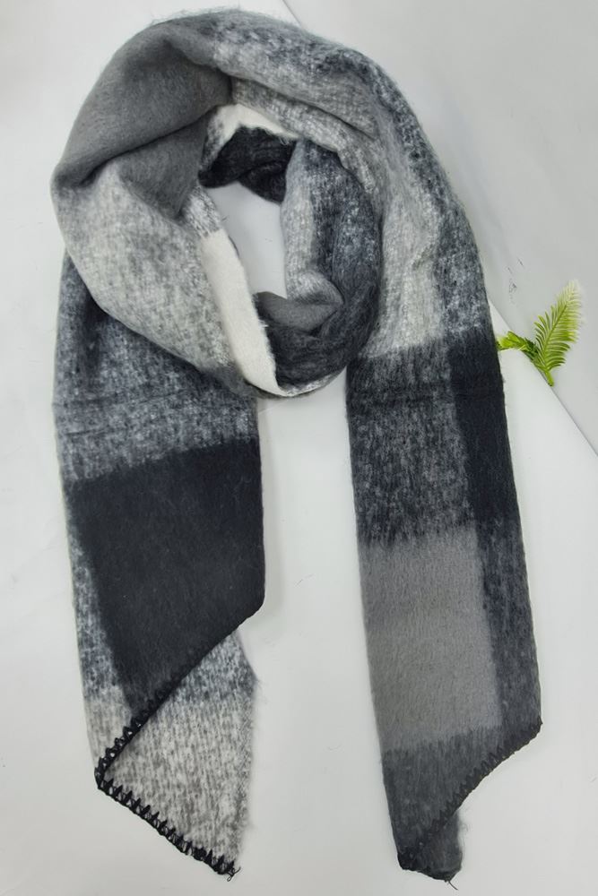 Check Pattern Soft Feel Scarves