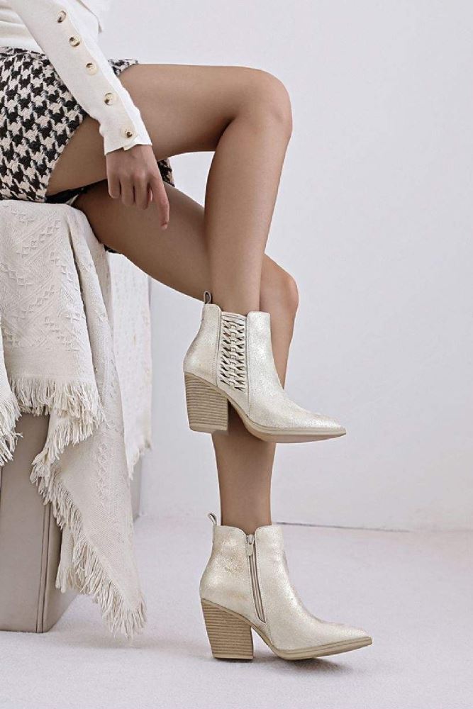 Pointed Toe Side Zip Ankle Boot