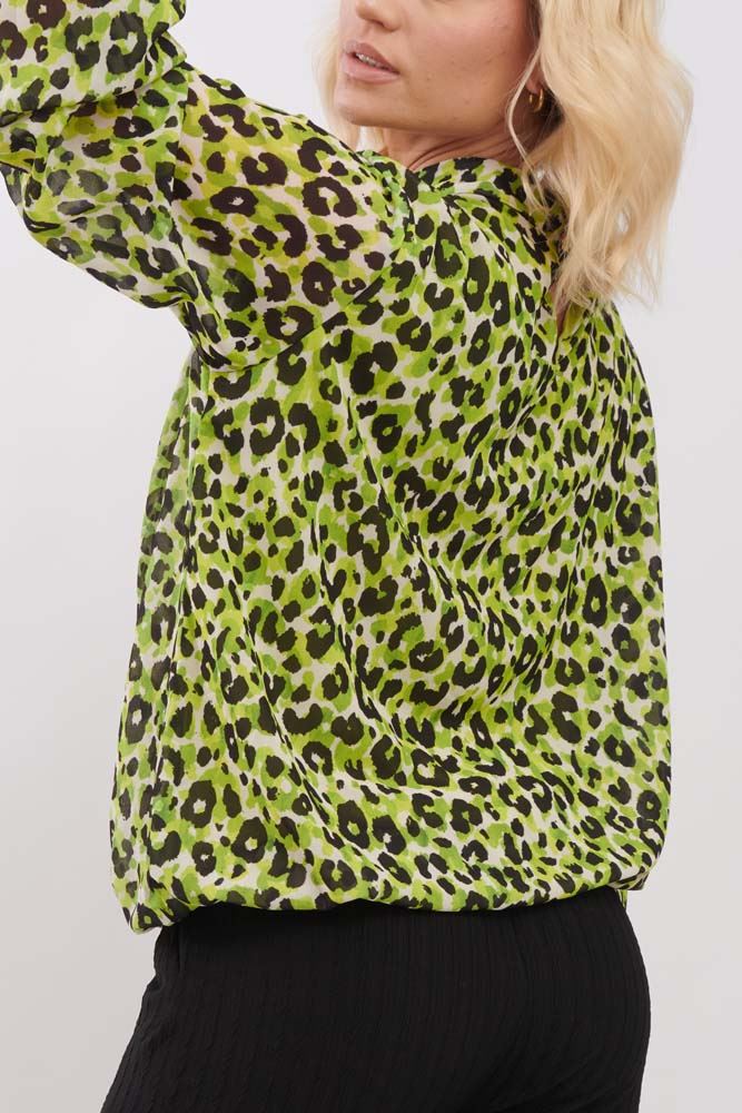 Leopard Print Balloon Sleeve Top