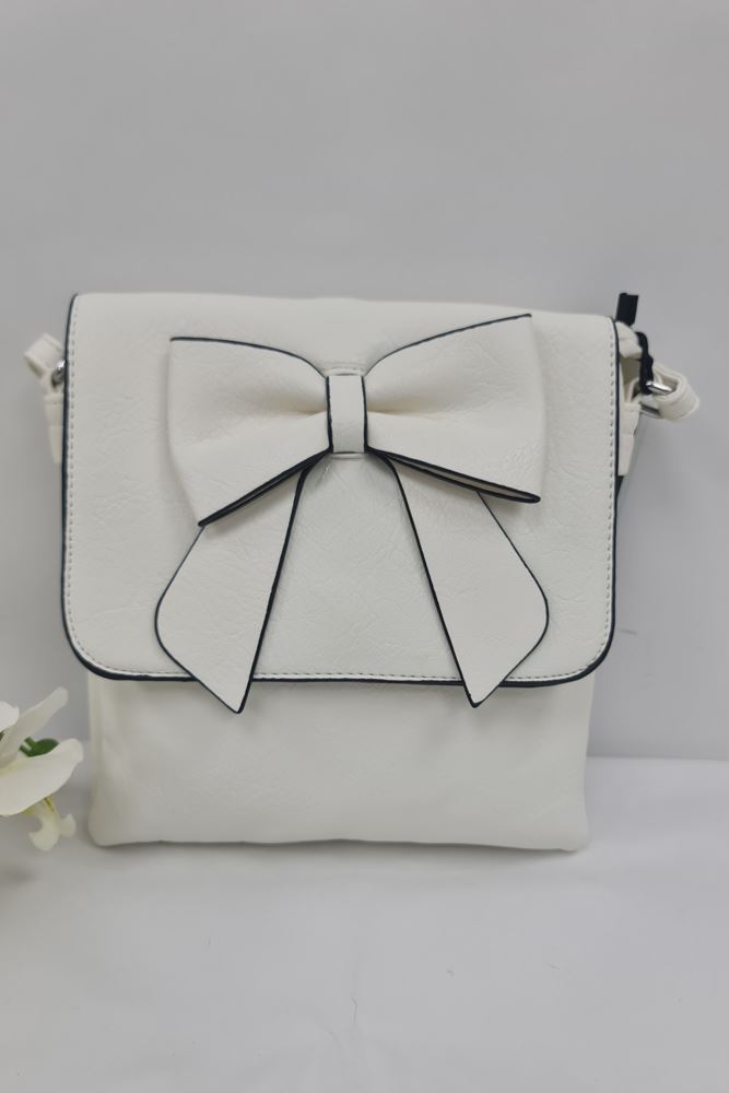 Bow Detail Crossbody Bag