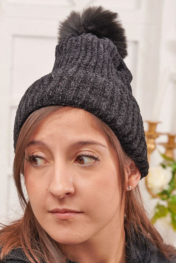 Cable Knit Soft Feel Pom Pom Beanie Hat