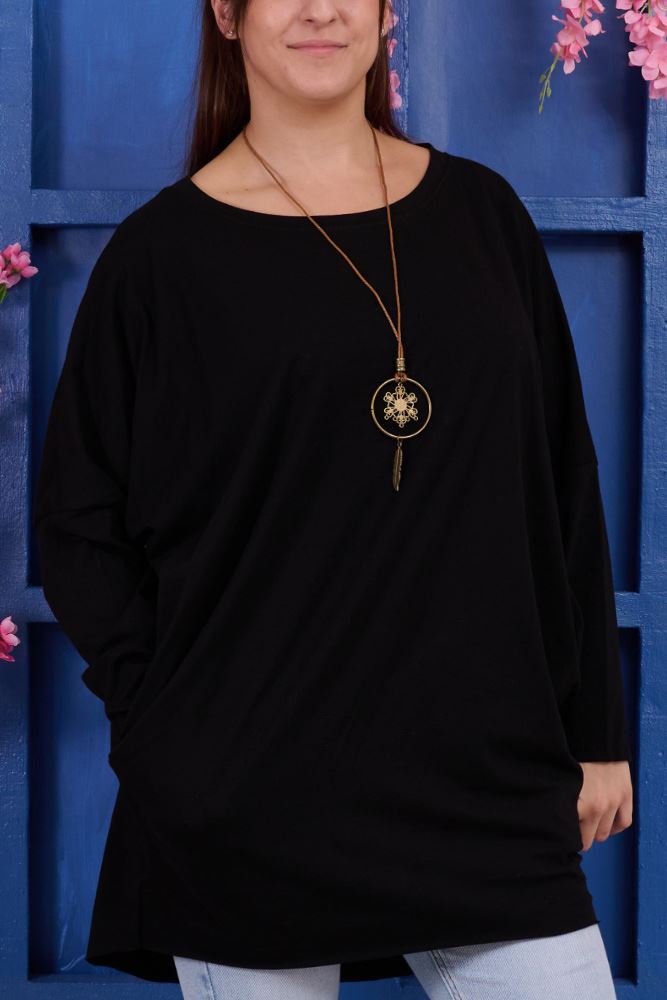 Plain With Necklace Cotton Top