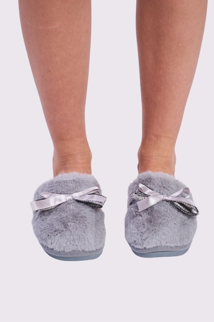 Bow Ribbon Details Faux Fur Slipper